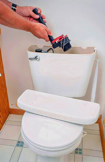 https://blockeddrainsmarmion.com.au/uploads/2025/07/blocked-toilet-34865.jpg